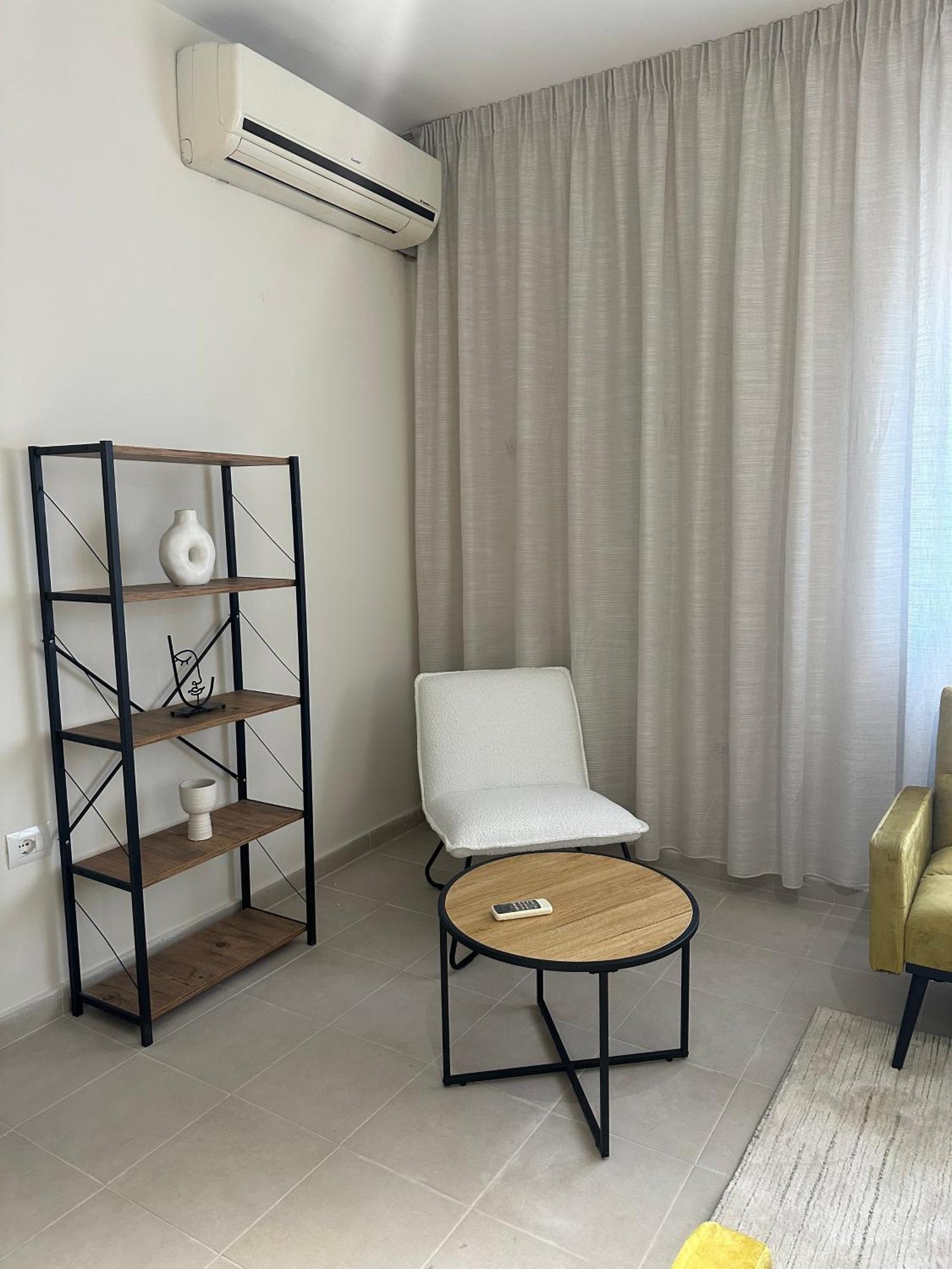 New Bazar - 2 Rooms Apartment Тирана Экстерьер фото